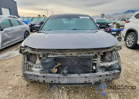 2015 Dodge Charger Sxt z USA, uszkodzony, nr VIN 2C3CDXHG1FH916495